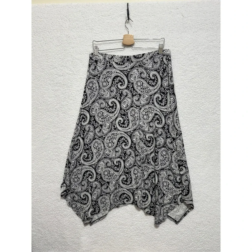 Chicos Black‎ White Paisley Print Asymmetrical Hem Midi Skirt Size 2 (12)